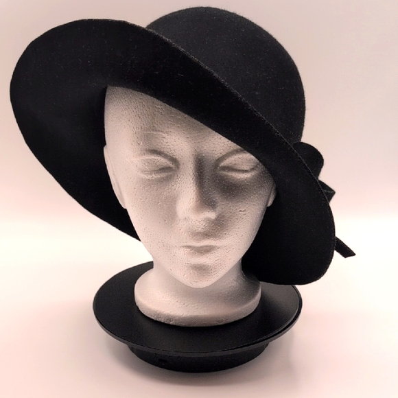 Expressions Accessories - Expression| Vintage Elegant Black Women's Wool Hat